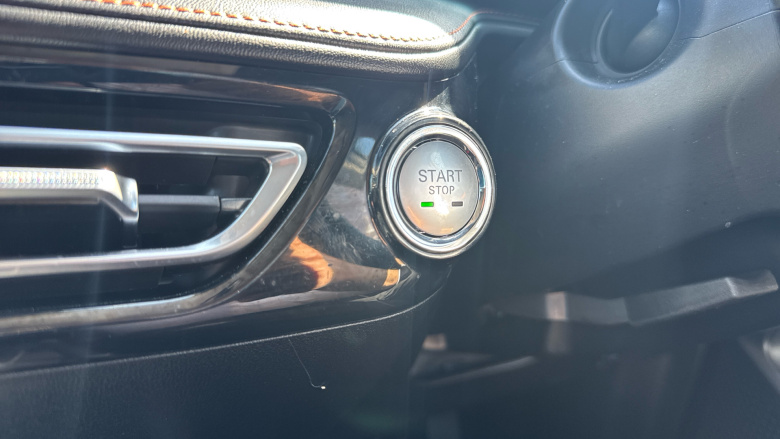 MG HS 1.5 T-GDI Trophy 5dr Petrol Hatchback